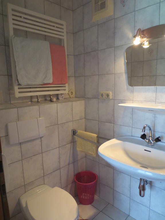 Gaestehaus Scharler Neukirchen am Großvenediger Стая снимка